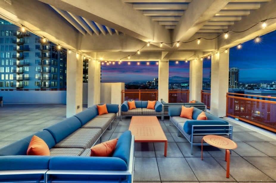 Cozysuites Phx Roro Gym, Pool, Pets, Parking! #7 * Phoenix
