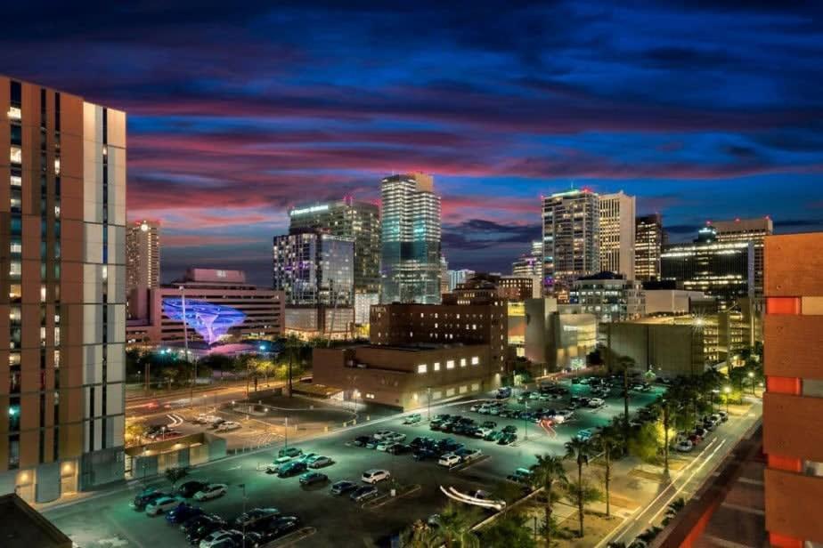 Cozysuites Phx Roro Gym, Pool, Pets, Parking! #7 Apartment