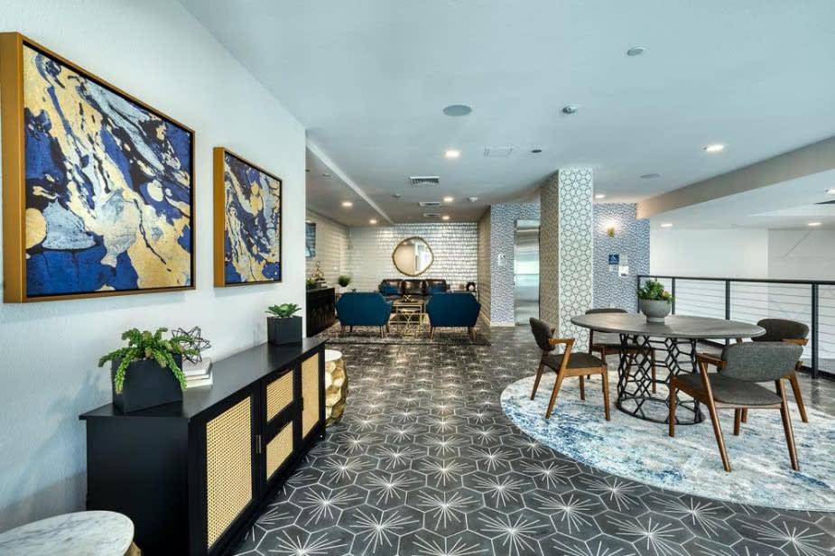 Cozysuites Phx Roro Gym, Pool, Pets, Parking! #7 Apartment *
